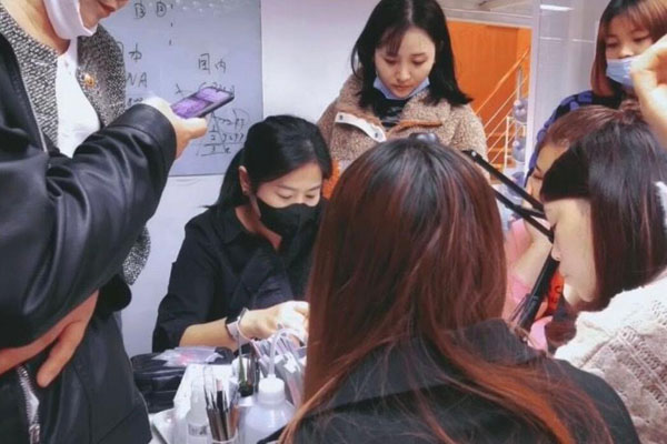 昆明化妆学校排行榜，集结教师优秀的学校